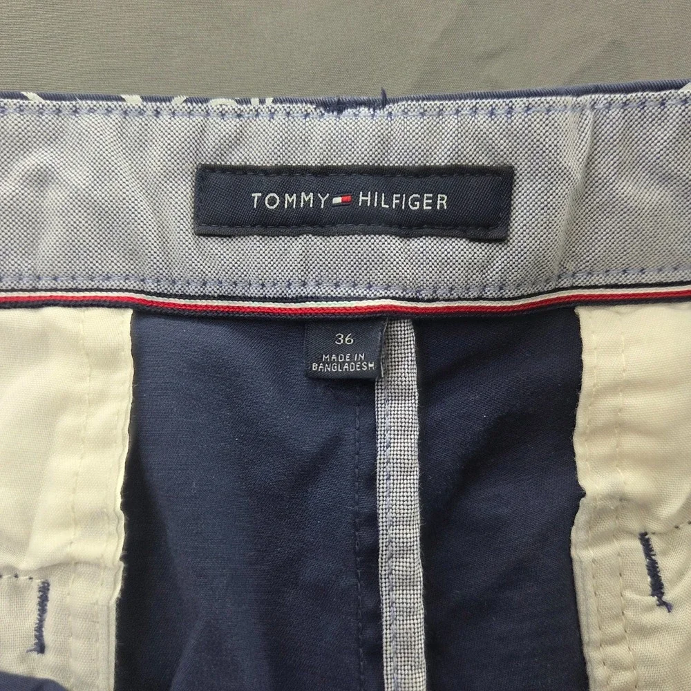 Tommy Hilfiger Men's 36 Navy Blue Lobster Print Preppy Shorts